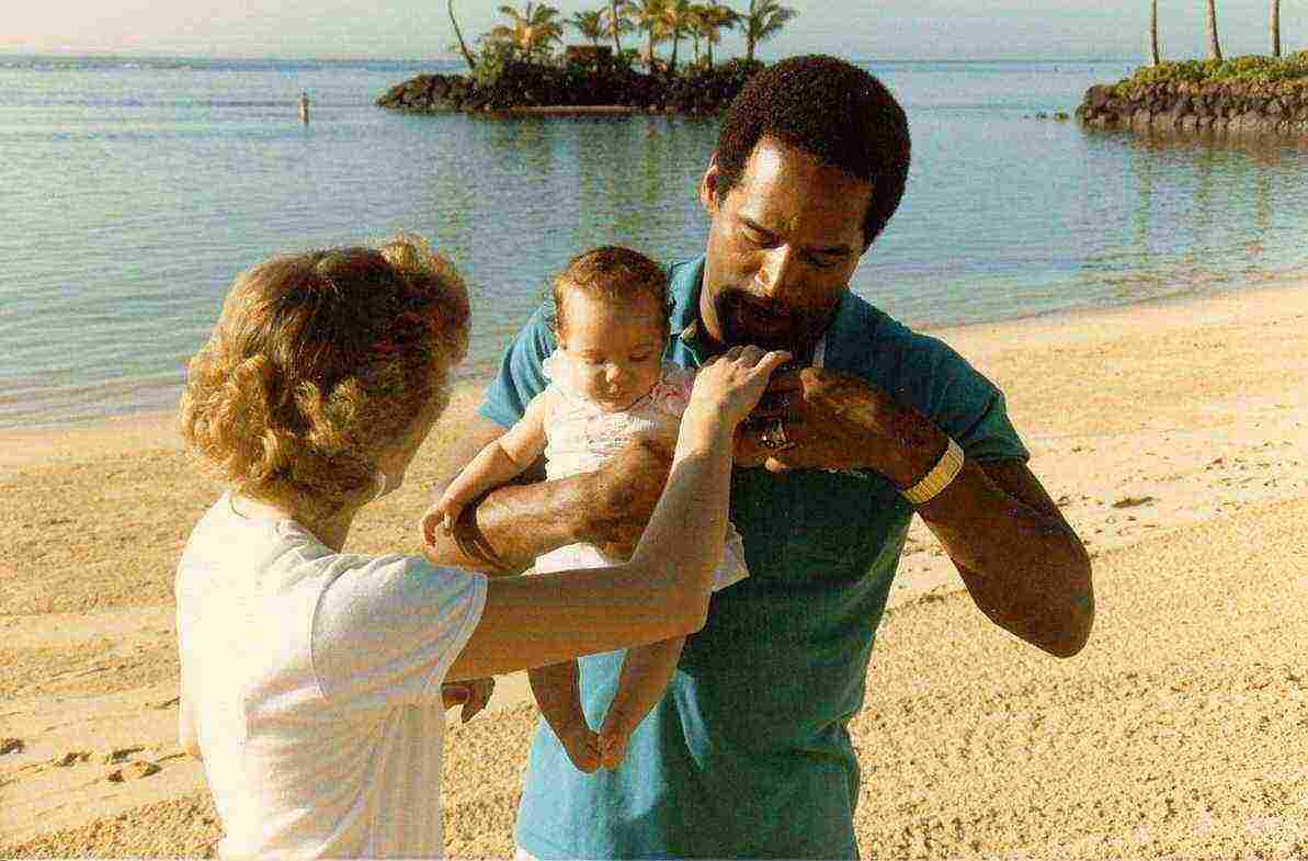 O.J Simpson, wife, and daughter
