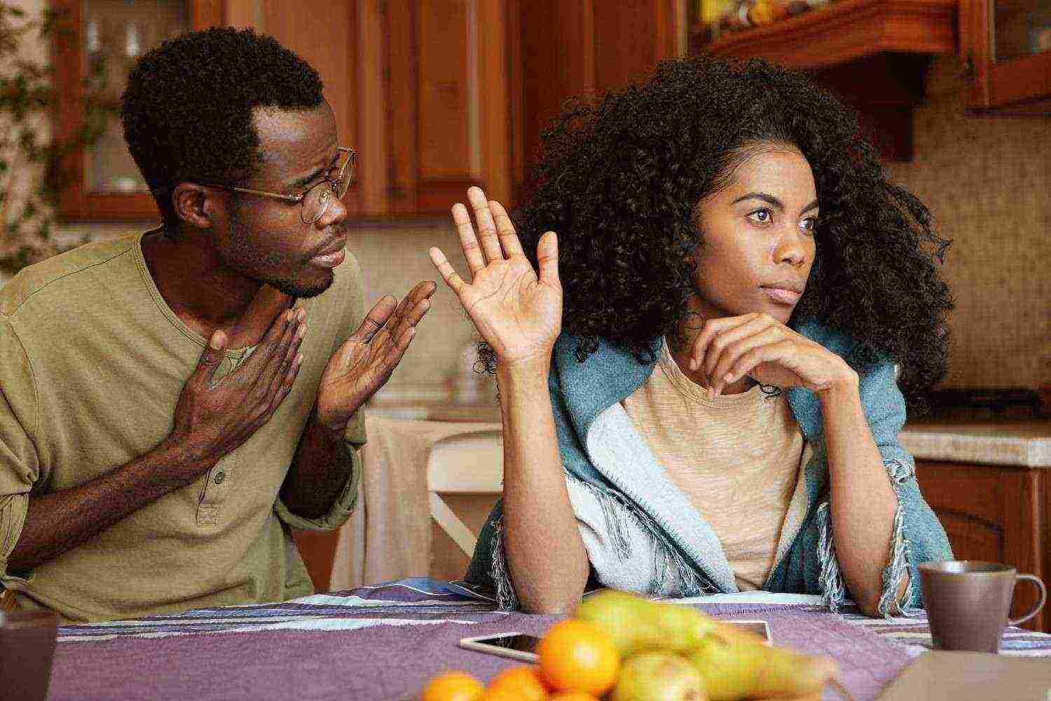 12 Signs Your Wife is Not Attracted to You