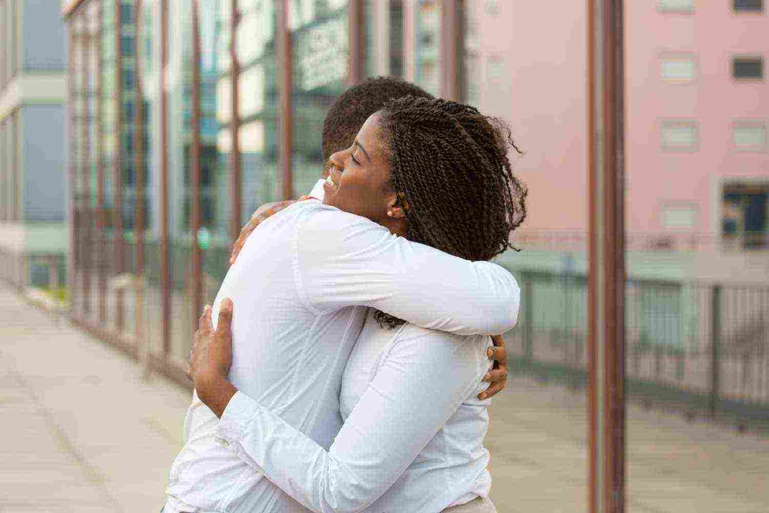 What Does It Mean When A Guy Hugs You Tight When Saying Goodbye?
